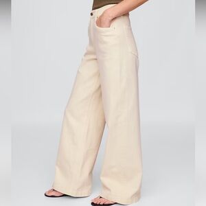 Simons Twik High Rise Wide Leg Jeans Cream Size 30